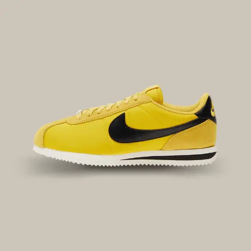 Nike cortez yellow black hotsell