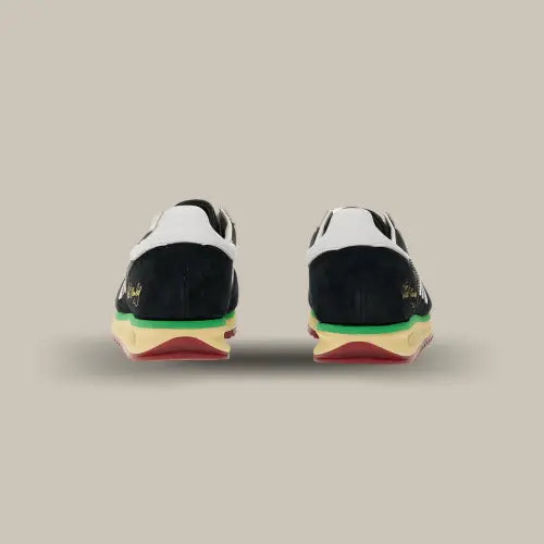 L'arrière de la Adidas SL 72 RS Bob Marley One Love avec sa base noir et son heel tab blanc.